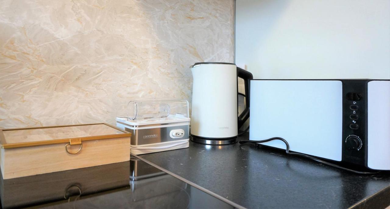 Mein Apartment, Stars Mit Balkon Und Klima Fuer Bis Zu 4 Personen Frankenthal  Exterior photo